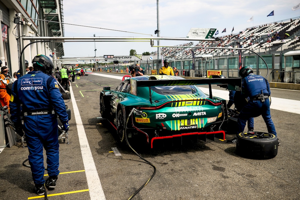 Sebastian Øgaard på podiejagt på Monza
(Foto: SRO Motorsports Group)